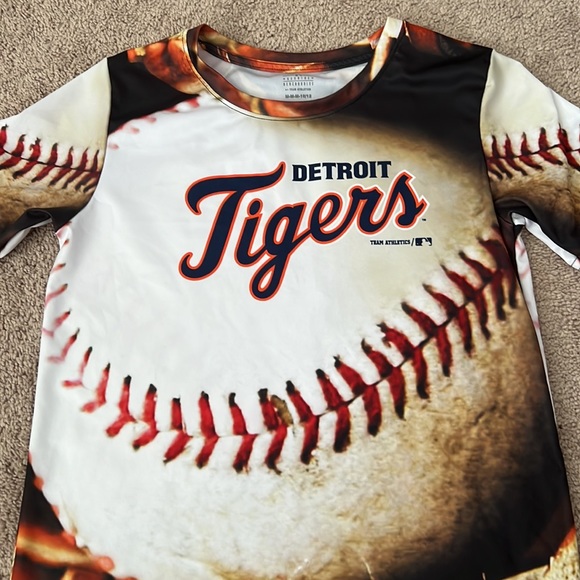 MLB Detroit Tigers Performance Athletic Tee Shirt Sz Medium 10/12 - Picture 2 of 8